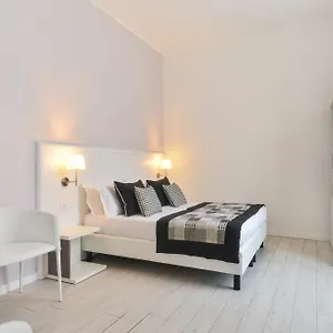Lata Luxury Рим